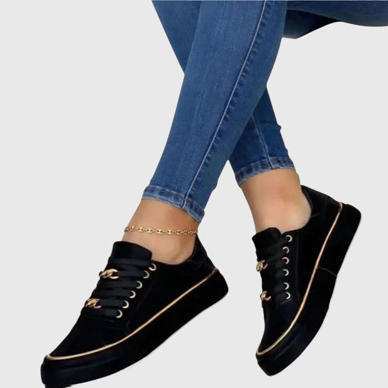 Black / 11 US | 42 EU