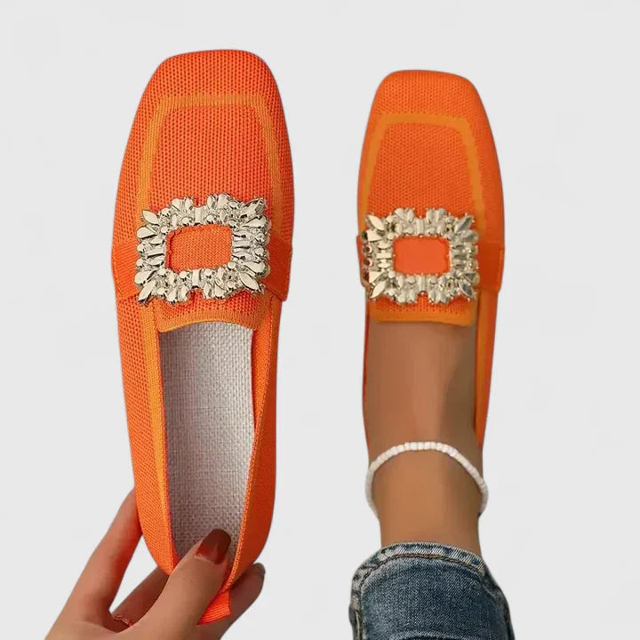 Orange / 12 US | 43 EU