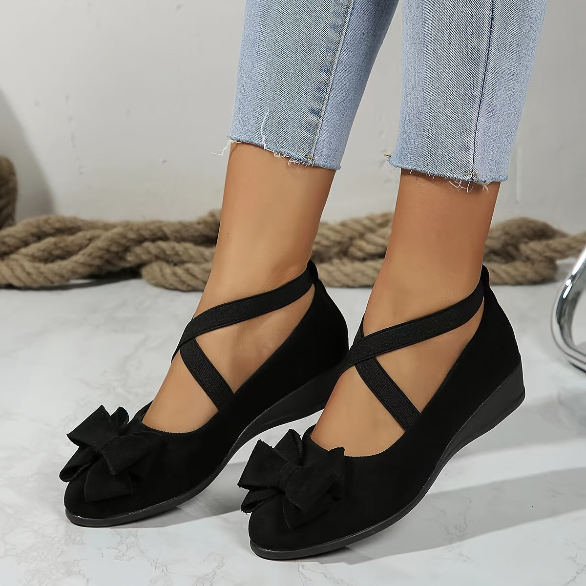 Black / 12 US | 43 EU