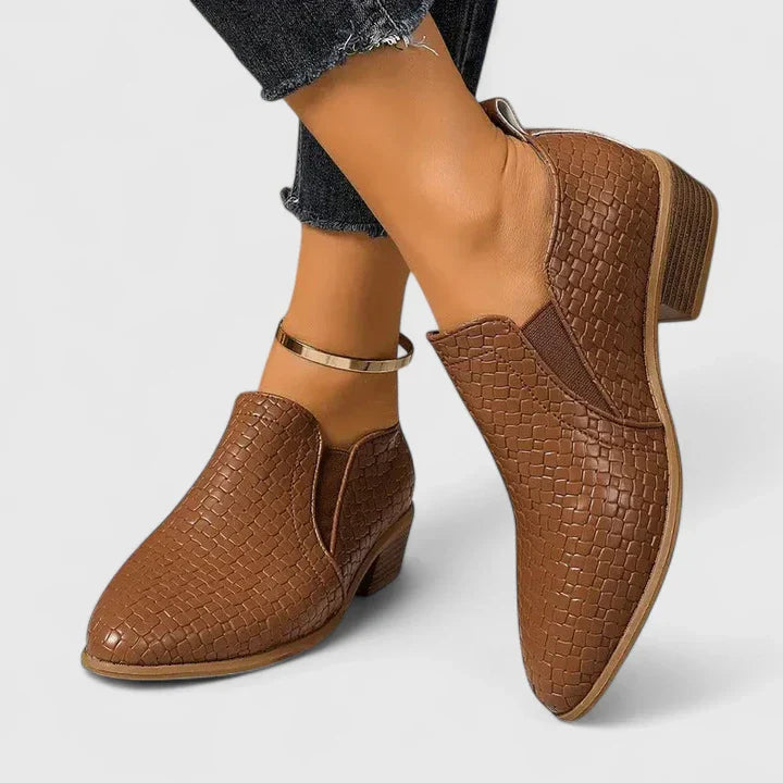 Dark Brown / 12 US | 43 EU