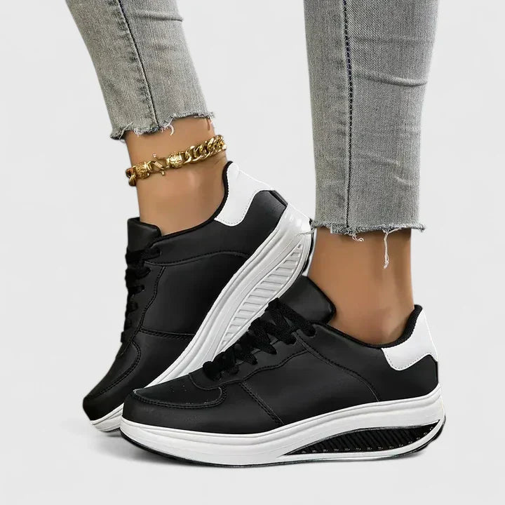 Black/White / 12 US | 43 EU